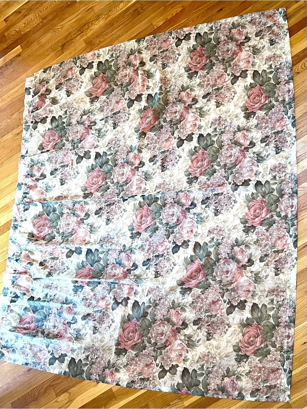 Croscill Cotswold Vintage Sheer Shower Curtain with Soap Dish